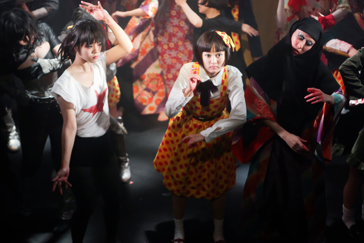 虚飾集団廻天百眼