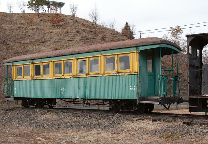 井笠鉄道ホハ12（新市クラシックゴルフクラブ保管）
