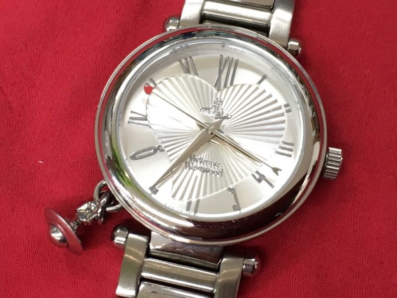 Vivienne・Westwoodヴィヴィアンウェストウッドの電池交換はお待ちの間