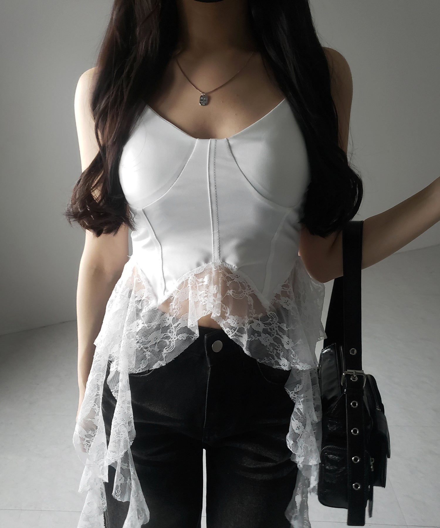 レースフリルレイヤードビスチェキャミソール ／ lace frill layered