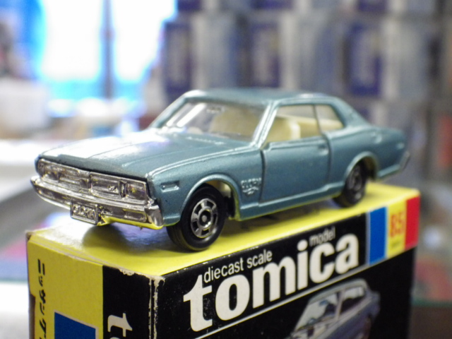ミニカーショップグローバル - トミカ 85 ニッサン グロリア 2000 GX