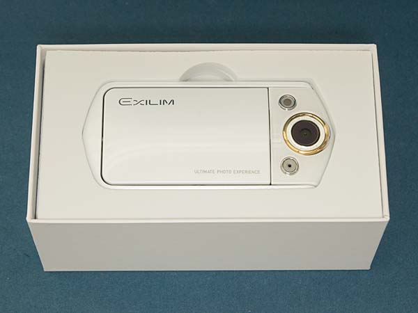 カシオ EXILIM EX-TR15 /monoxデジカメ比較レビュー