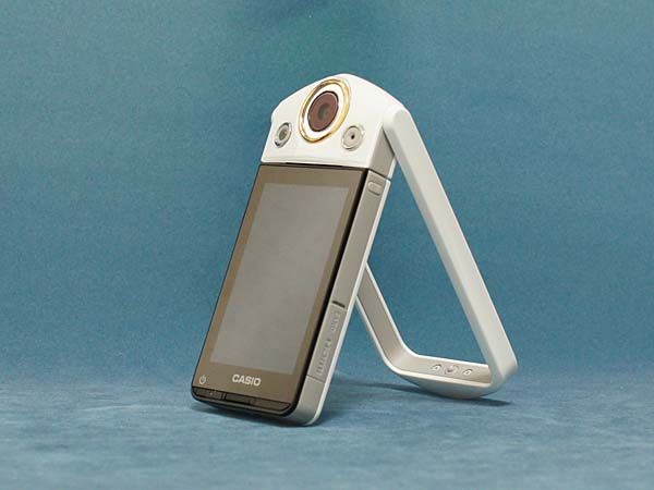 カシオ EXILIM EX-TR15 /monoxデジカメ比較レビュー