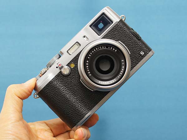 富士フイルム FUJIFILM X100Sの徹底レビュー 高級コンパクト /monox
