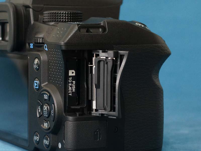 ペンタックス PENTAX K-30の徹底レビュー デジタル一眼レフ /monox