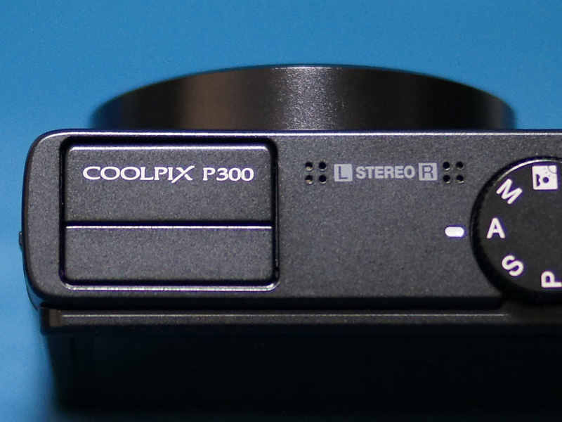 ニコン COOLPIX P300の外観をみる /monox デジカメ 比較 レビュー