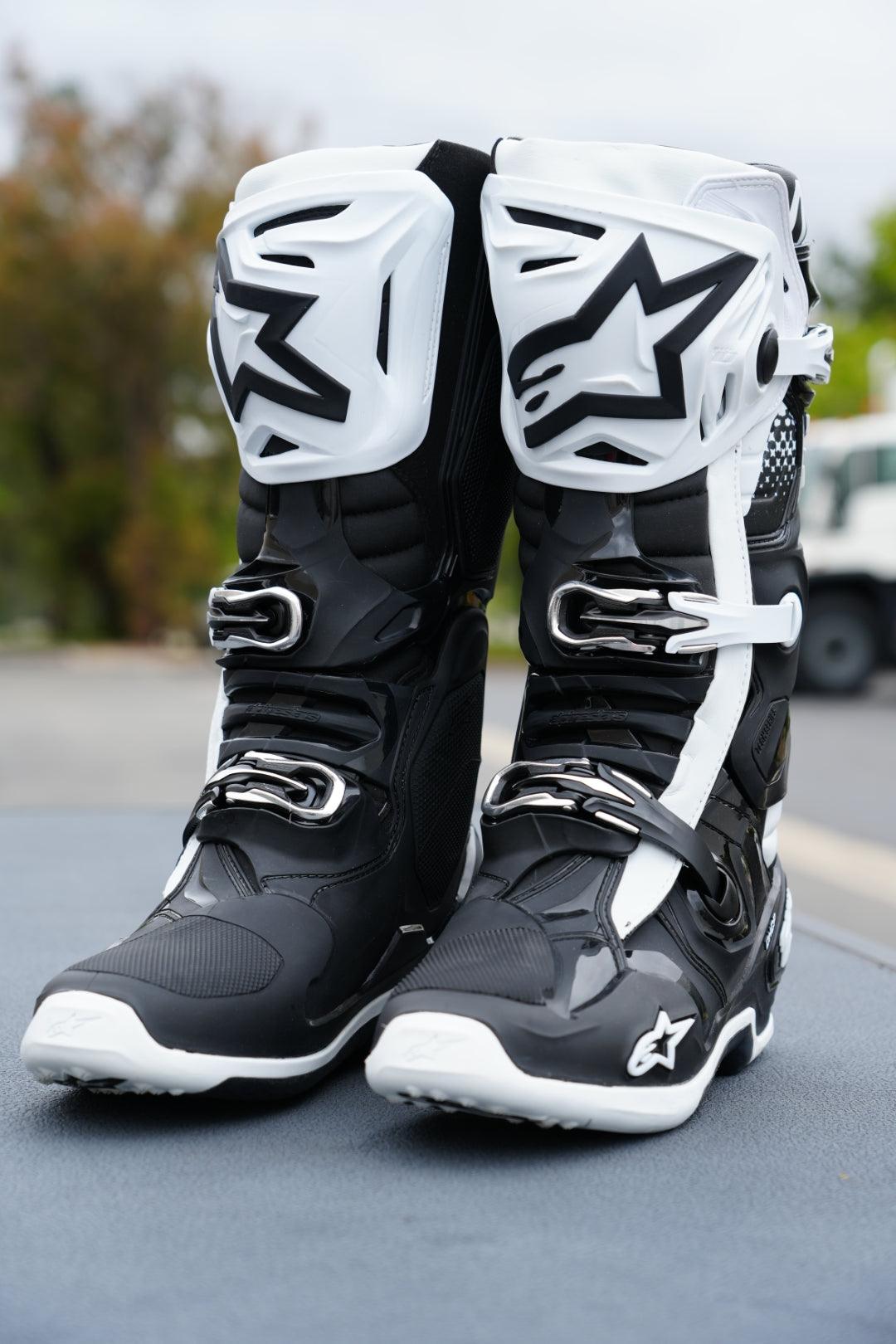 Alpinestars Tech 10 Boots - Black/White – Motor Psycho Sport