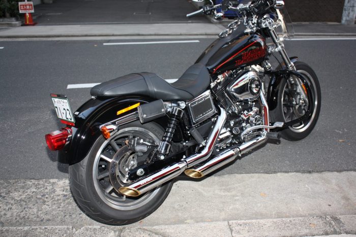 ハーレー｜ダイナファミリー用マフラー ベビーブラス 63・76シリーズ