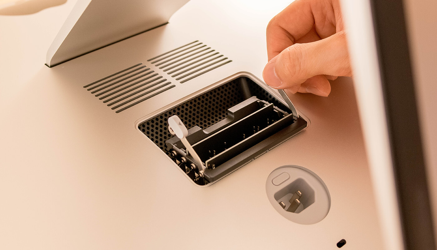 iMac 2017』のメモリを脅威の 64GB へ！iMacメモリ増設方法まとめ - Moxbit