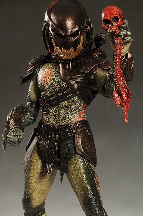 Review and photos of Hot Toys Berserker Predator 1/6th action figure