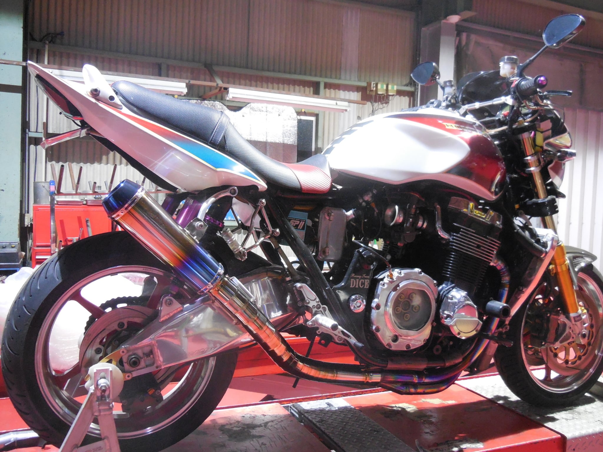 CB1300 SC54~｜オオニシヒートマジック（公式ホームページ）｜鈴鹿