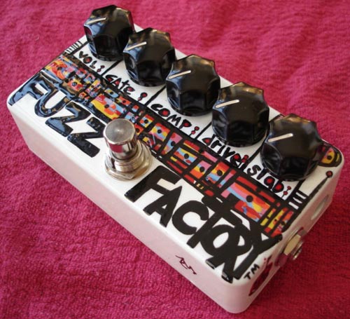 アメリカ発・音楽・楽器情報直送便！！ - ギター/アンプ/エフェクター