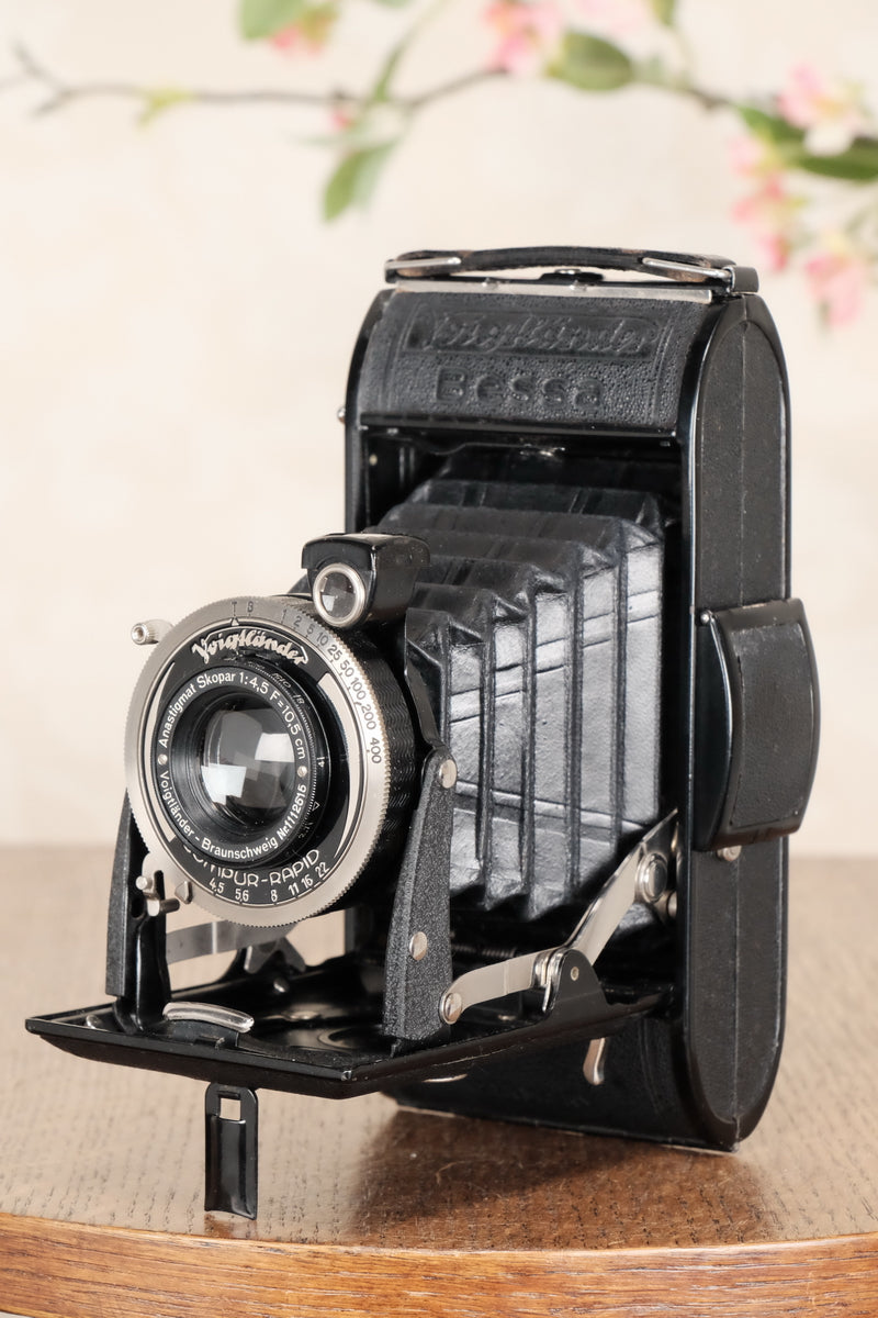 Circa 1939 Voigtlander 6x9 Bessa, Skopar lens & Compur shutter