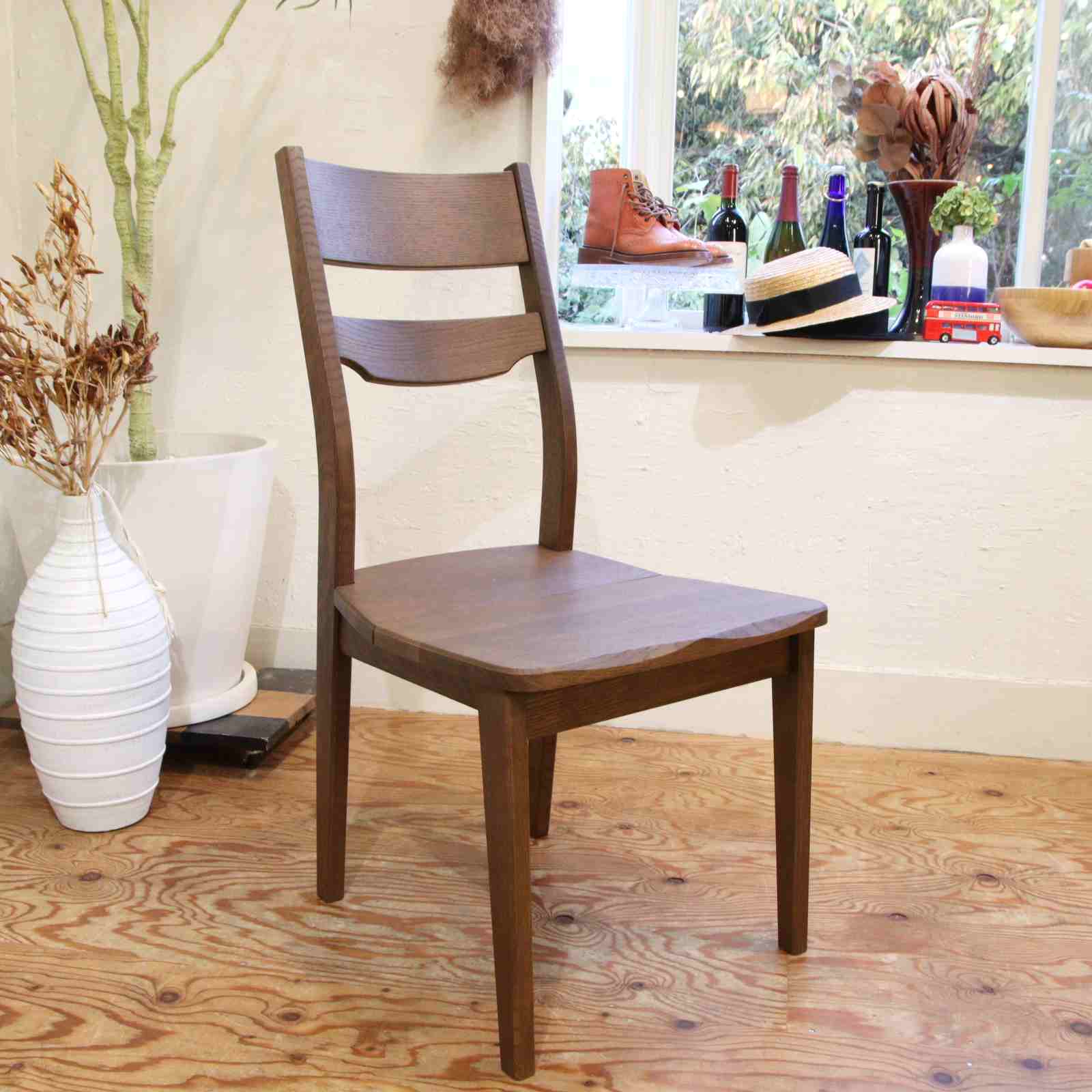 飛騨産業 / HIDA 木かげシリーズ ダイニングチェア【4】キツツキマーク