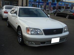 20セルシオ後期にガングリップタイプのウッドコンビステアリングに