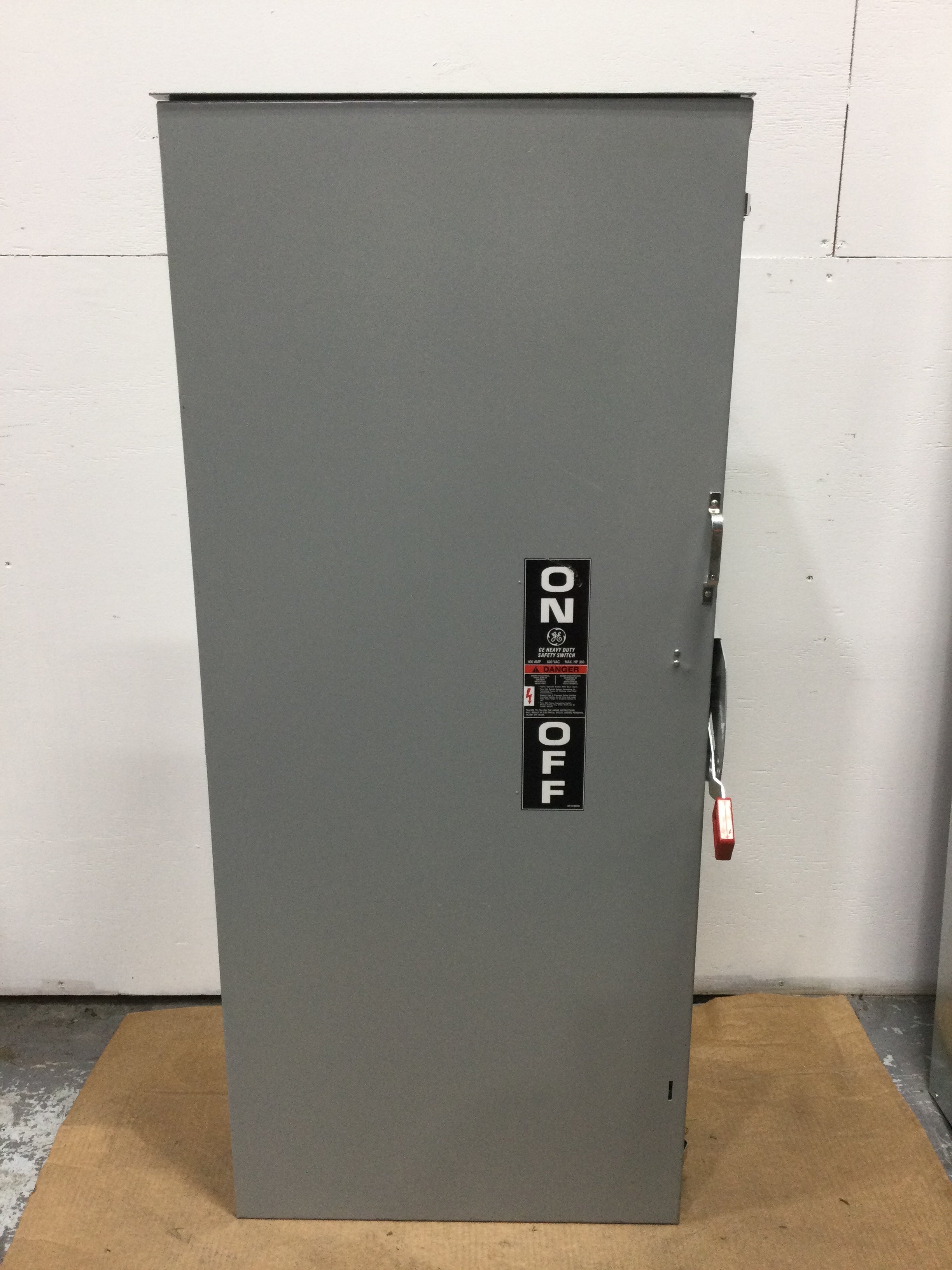 GE General Electric TH3365R 400 Amp 600V 250VDC 3 Phase Fusible Mod 13