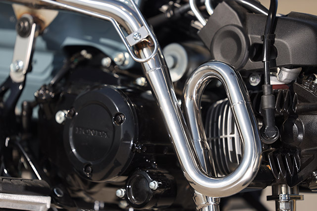 Dax125 | 忠さんが陣頭指揮をとってマフラーを開発していく実際の