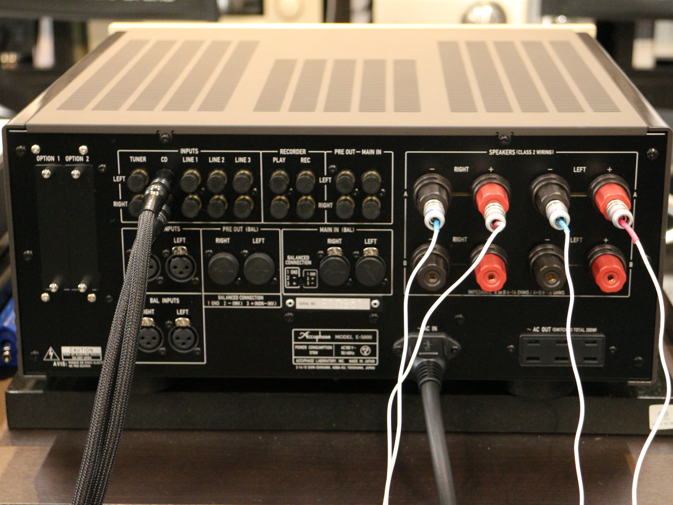 AccuphaseとLUXMAN プリメインアンプ新製品 | ブログ | すみやサウンド