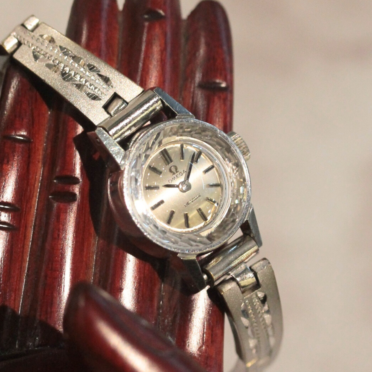 OMEGA / オメガ / DE VILLE（オメガ デビル）/ 1969年式 / 手巻き式