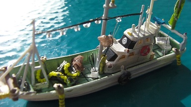 初夏の小さな漁港