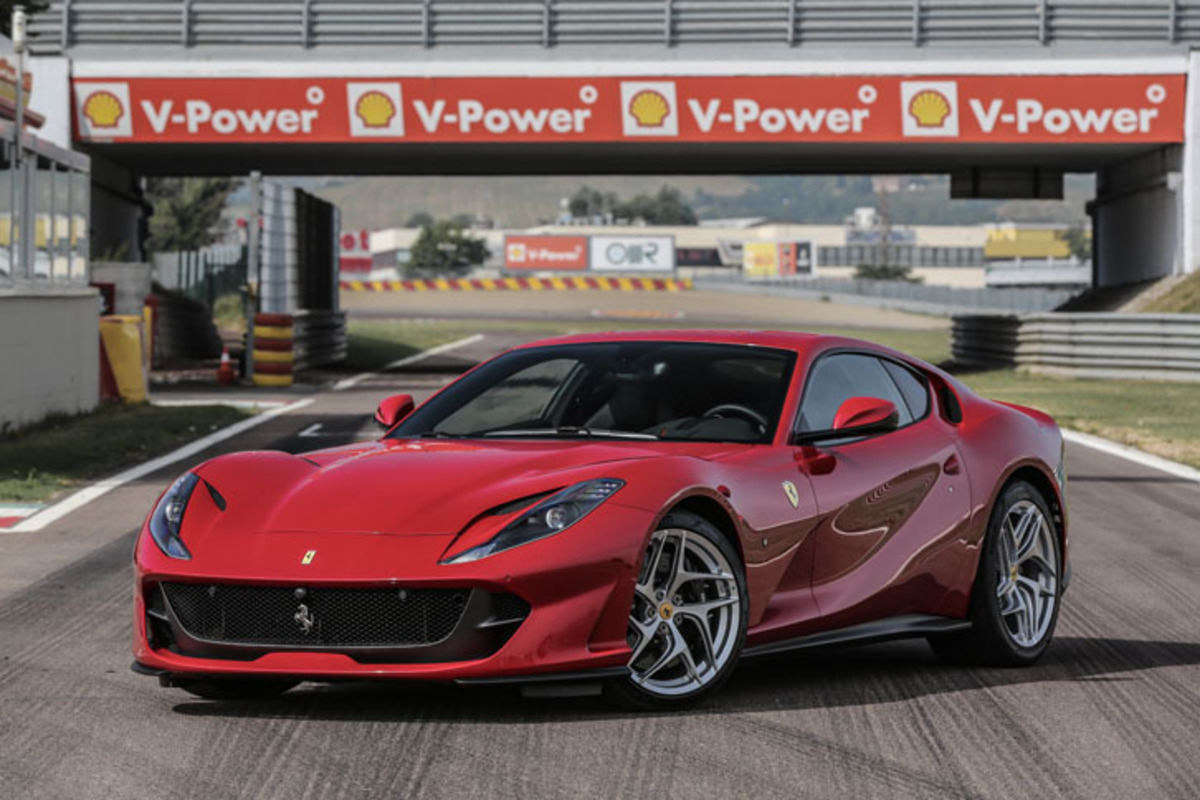 フェラーリ812スーパーファスト（FR/7AT）【海外試乗記】 自在に操れる