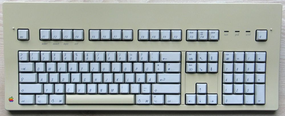 Apple Extended Keyboard M0115, 1987