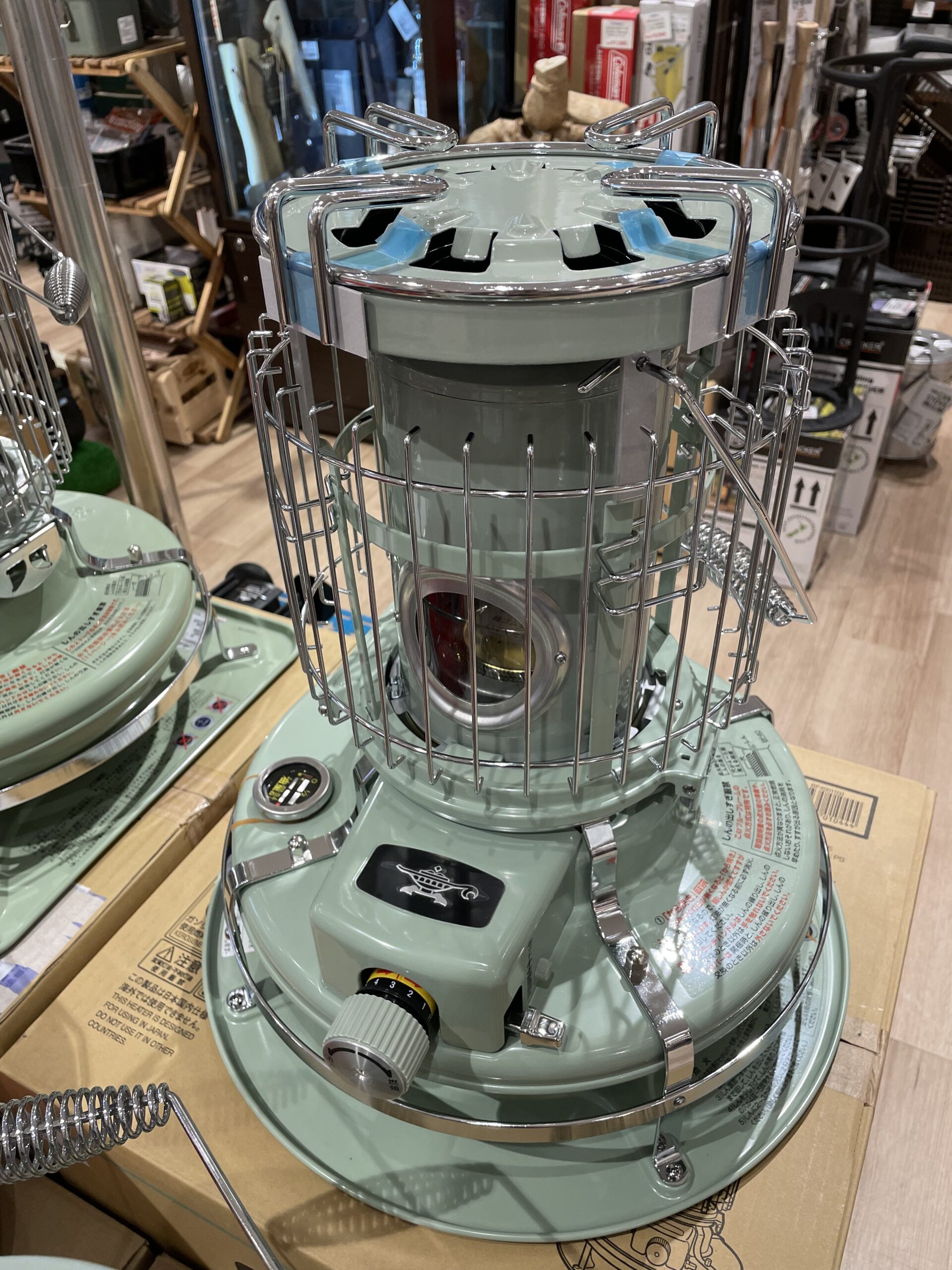 リビング・アウトドアに「アラジンストーブ」は冬におすすめ