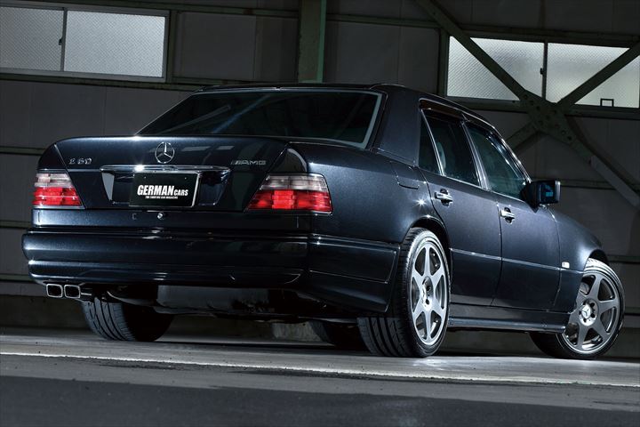 GERMAN SPECIAL CARS!! vol.14 至福の時間を特別なクルマで。／時を