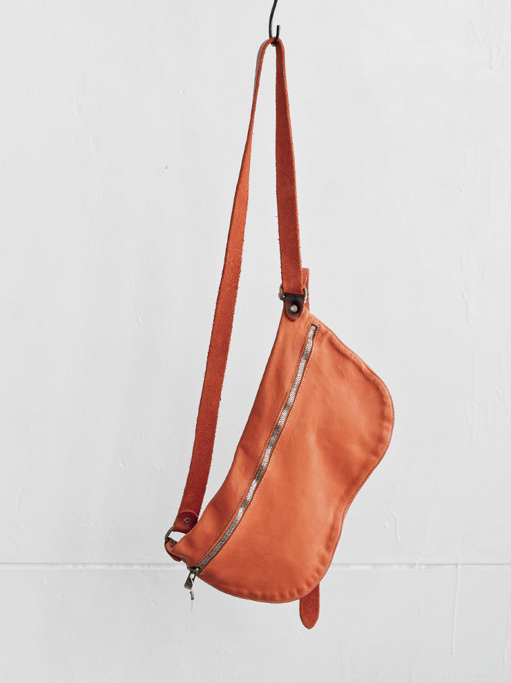 GUIDIQ10 ショルダーバッグ ORANGE / SOFT HORSE FG CV21T