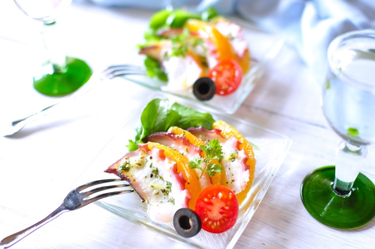 手軽に作れて見栄えは抜群！たこのカルパッチョのレシピ | セブン