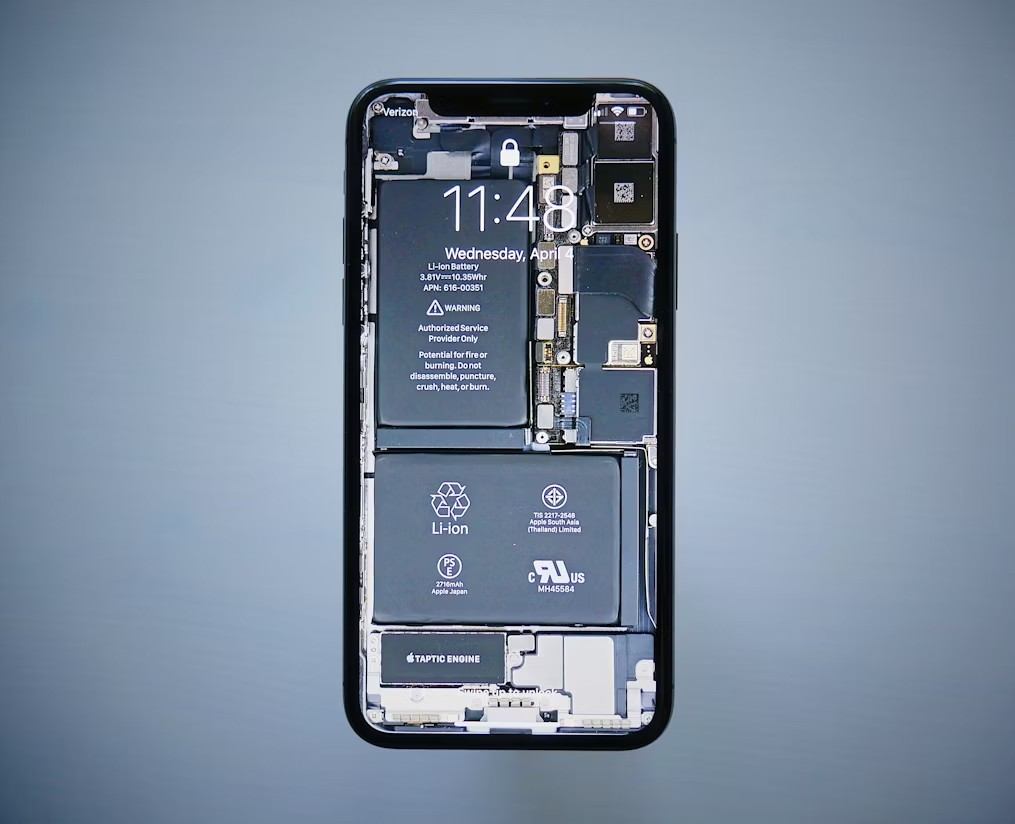 アップル、iPhone 16のバッテリー交換費用を値上げ Pro系列で約20