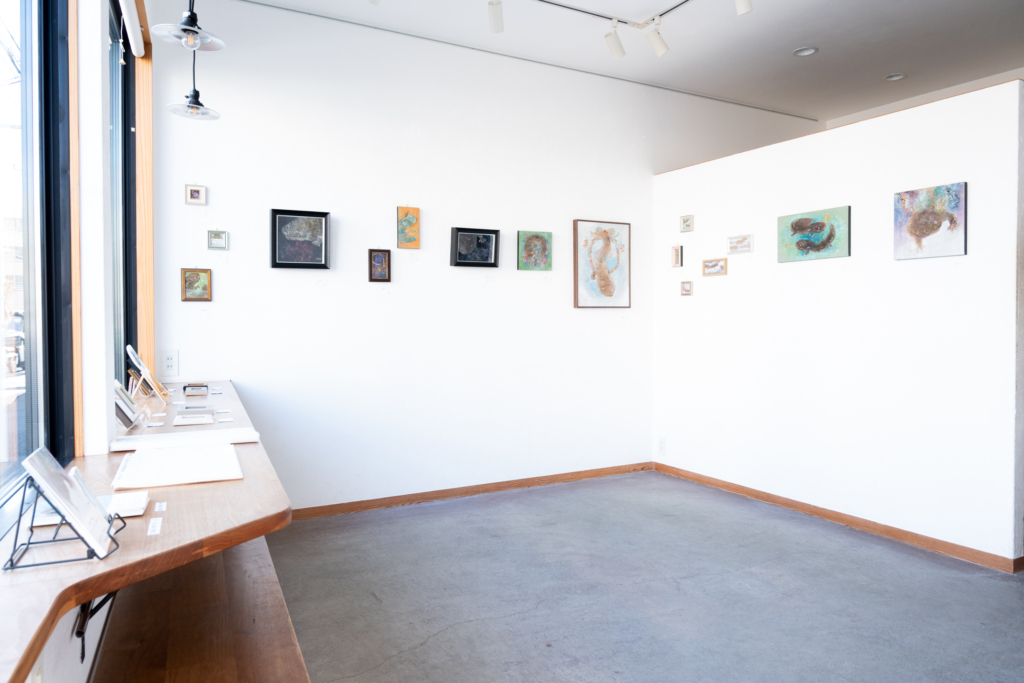 波賀野文子 個展 -オオサンショウウオ 春待つ日々- | GALLERY IRO