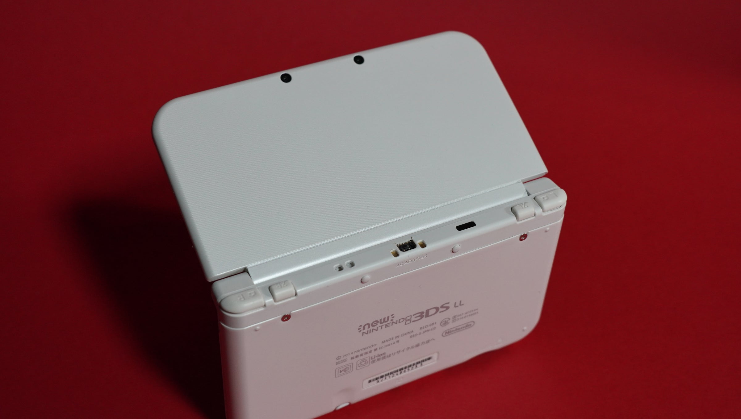 New Nintendo 3DS XL in Pearl White with USB C | Raretro Consoles