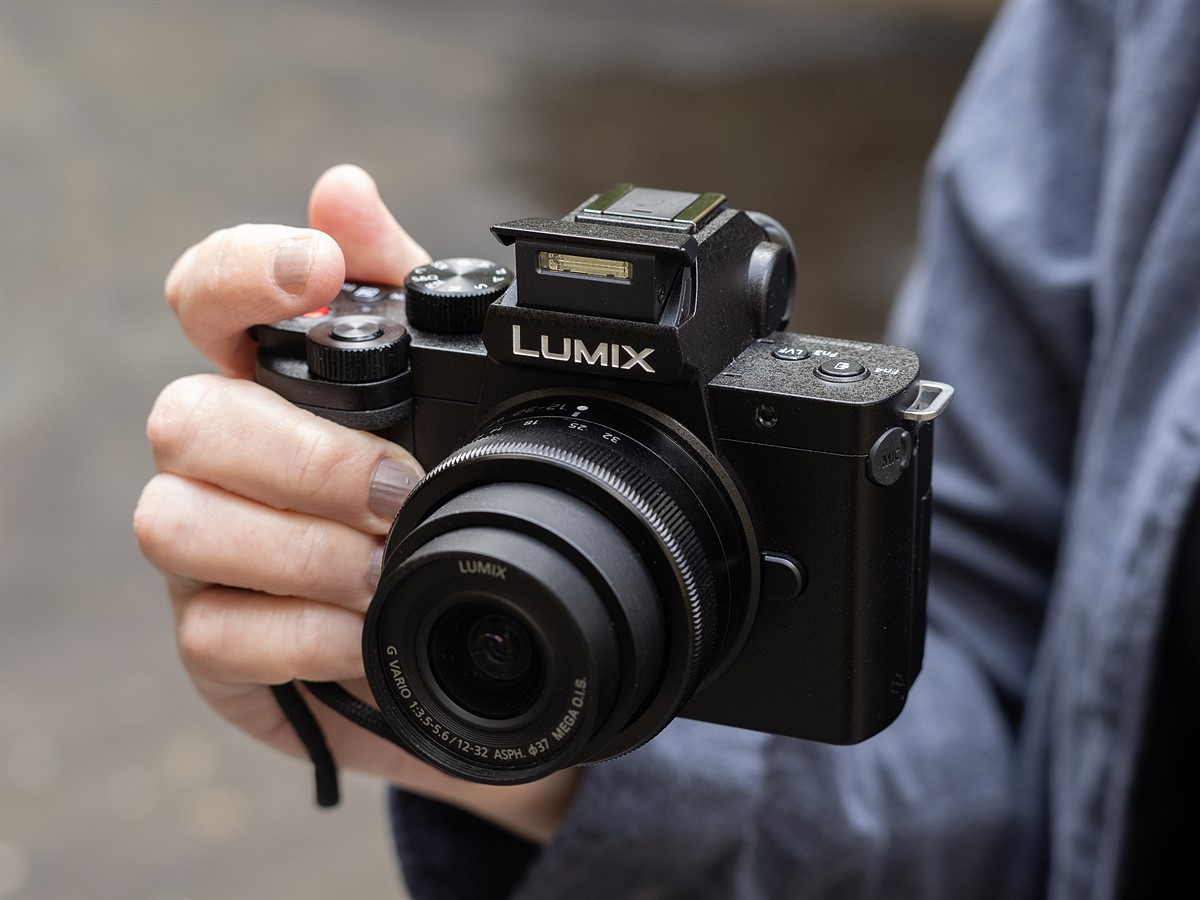 Hands on with the Panasonic Lumix DC-G100: DPReview | Photography