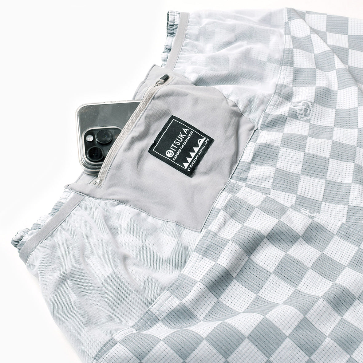 MMAx3ITSUKA Checker Racing Run Shorts - 三津家貴也 オフィシャルサイト