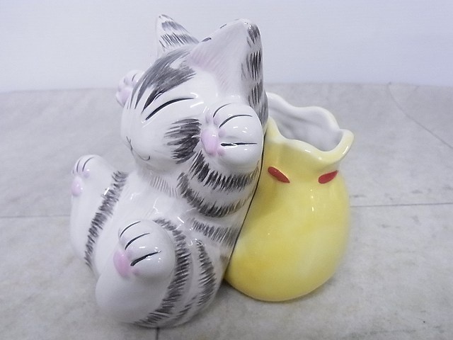 わちふぃーるど陶器製ダヤン貯金箱を 宮城県仙台市のお客様よりお売り