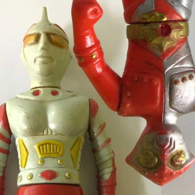 買取実績】タケミ ジャンボーグAとジャンボーグ9のソフビ人形 ｜たいむ