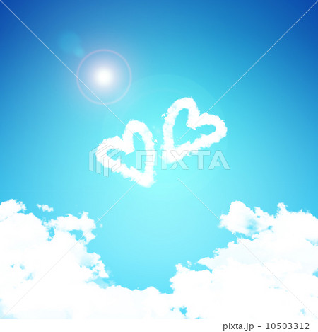 青空に浮かぶハート形の雲のイラスト素材 [10503312] - PIXTA