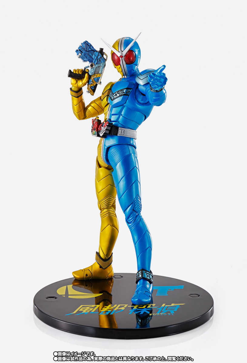 S.H.Figuarts（真骨彫製法） 「風都探偵」上巻 仮面ライダーW ルナ