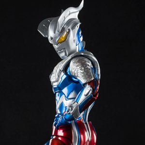 S.H.Figuarts ウルトラマンゼロ ビヨンド (ギャラクシーグリッター