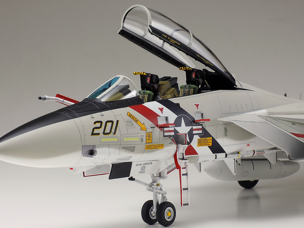 1/48 グラマン F-14A トムキャット: スケールモデル｜TAMIYA SHOP