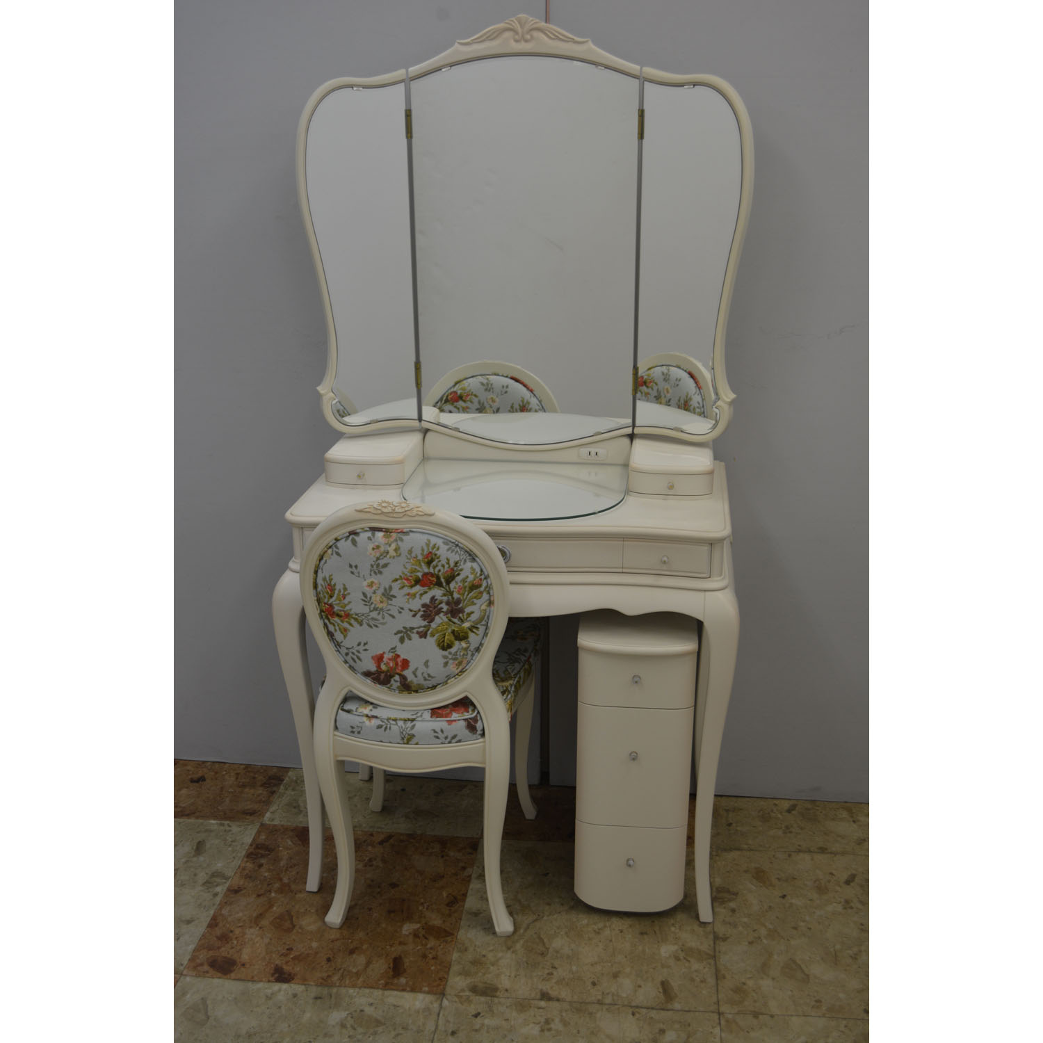 アンティークドレッサー三面鏡ルーシー ホワイト色 - 鏡台・ドレッサー