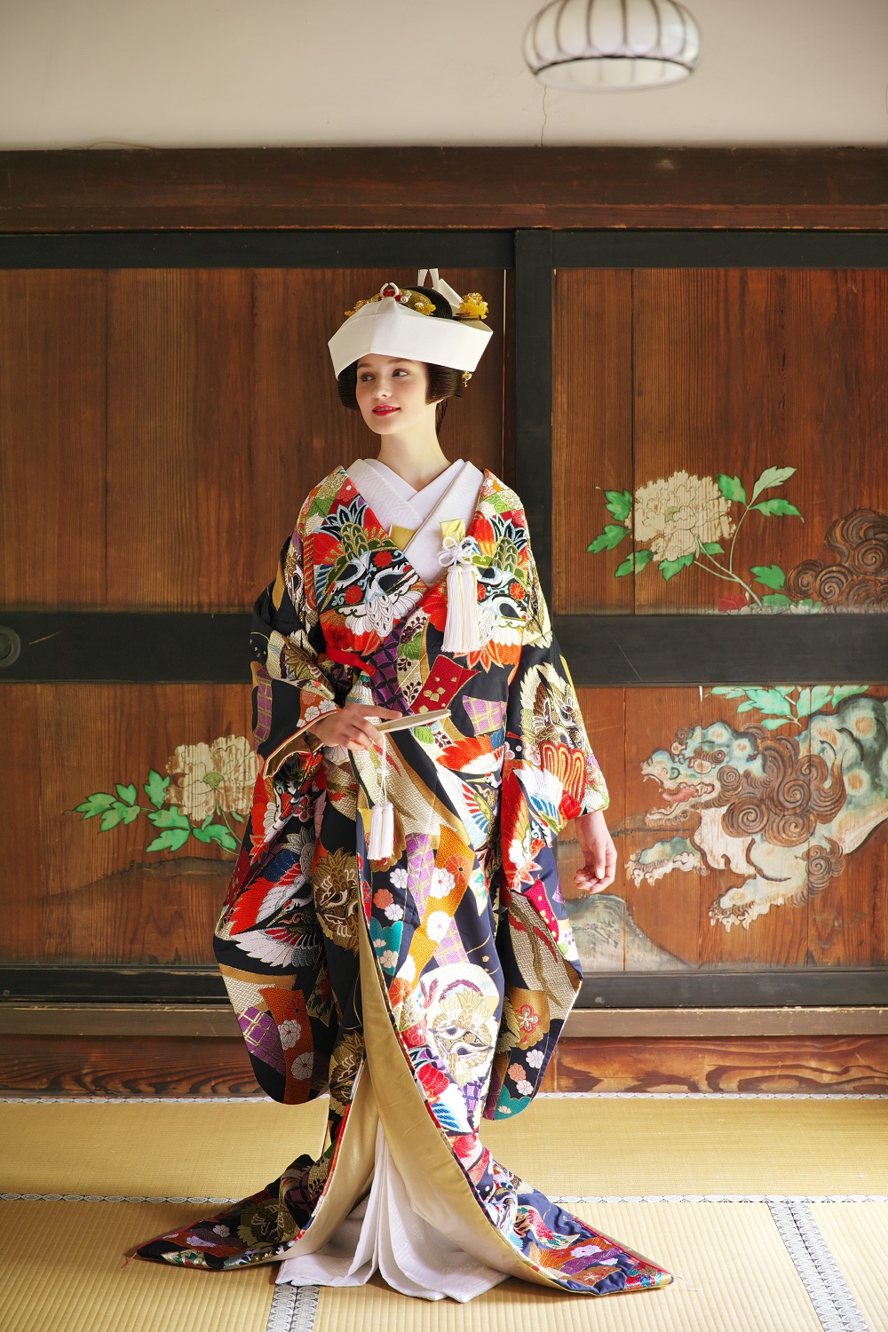 TANAN丹庵 色打掛「向鶴束熨斗文」 - TANAN 丹庵