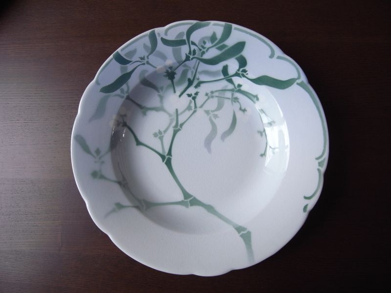 フランスのリュネヴィル窯 ヤドリギの深皿 - テーブルB