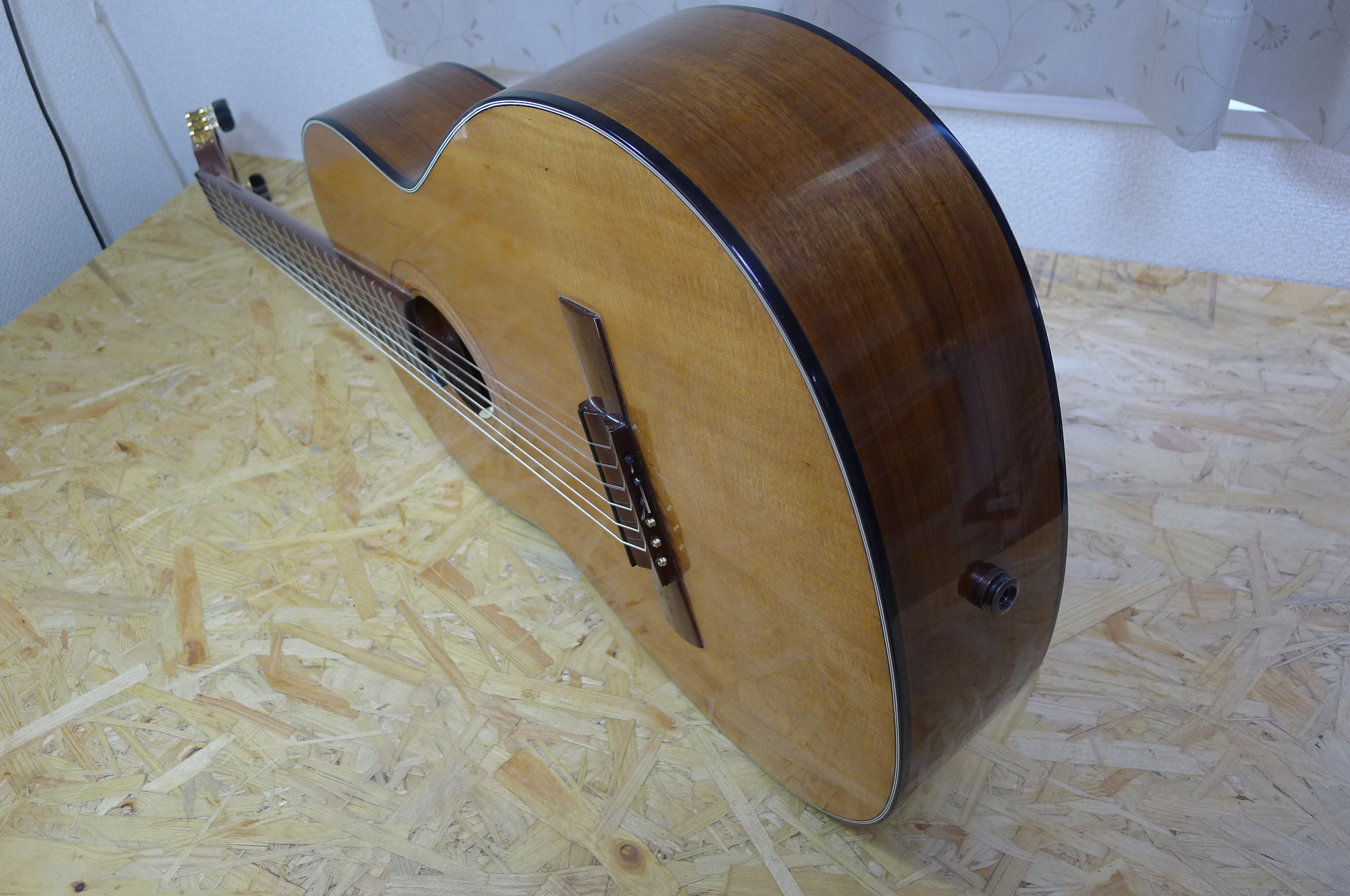 完成！】矢入貞雄 作 No.500 1968年製 クラシックギター – むさし野