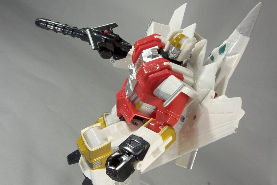 トランスフォーマー UNIVERSE USAエディション シルバーボルト