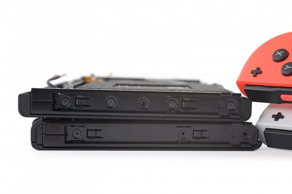 iFixit、｢Nintendo Switch (有機ELモデル)｣の分解レポートを公開 - 力臻