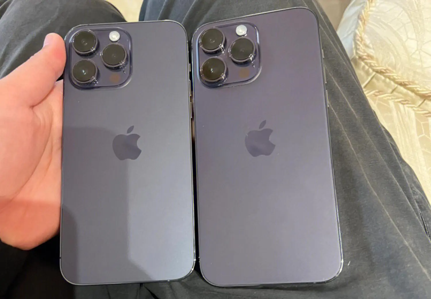 iPhone 14 Pro｣のディープパープルの色味に個体差があるとの報告 | 気