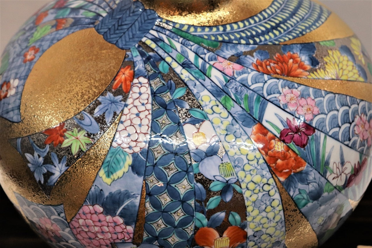 花器 「花瓶 熨斗絵」 金龍窯 江口天童 有田焼 陶磁器 – Takumi Japan