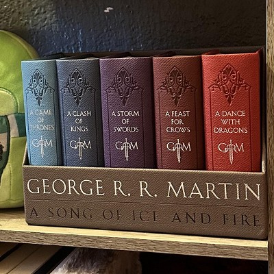 A Game of Thrones Leather-Cloth Boxed Set - (Song of Ice and Fire